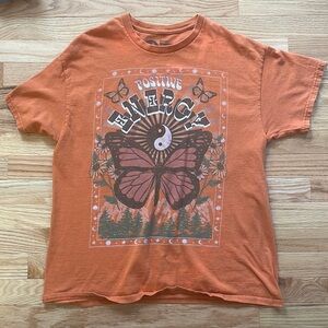 Oversized baggy tee shirt positive energy